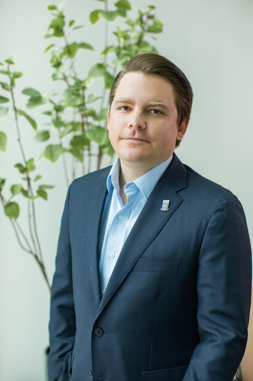 Dr. Walter Luchsinger 